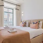Charming 2 Bedroom In Baixa Chiado Διαμέρισμα