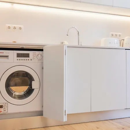 Charming 2 Bedroom In Baixa Chiado Apartman Lisboa