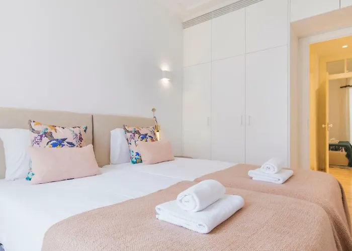 Charming 2 Bedroom In Baixa Chiado