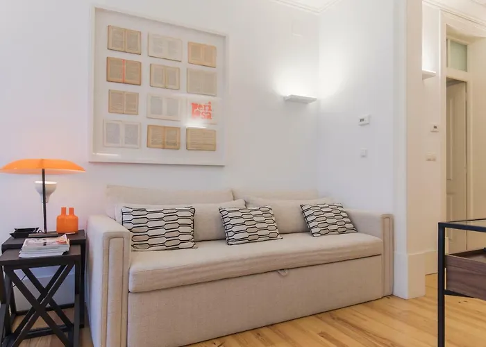 Charming 2 Bedroom In Baixa Chiado Apartamento *