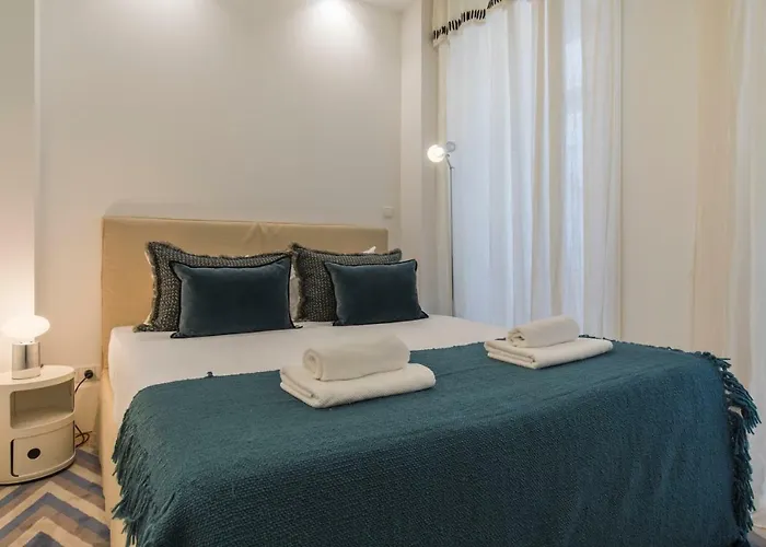 Apartamento Charming 2 Bedroom In Baixa Chiado