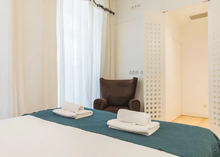 Charming 2 Bedroom In Baixa Chiado