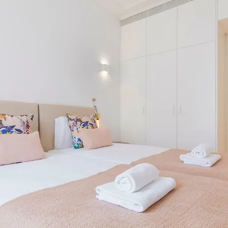 Charming 2 Bedroom In Baixa Chiado