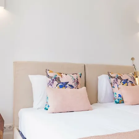 Charming 2 Bedroom In Baixa Chiado Apartmán