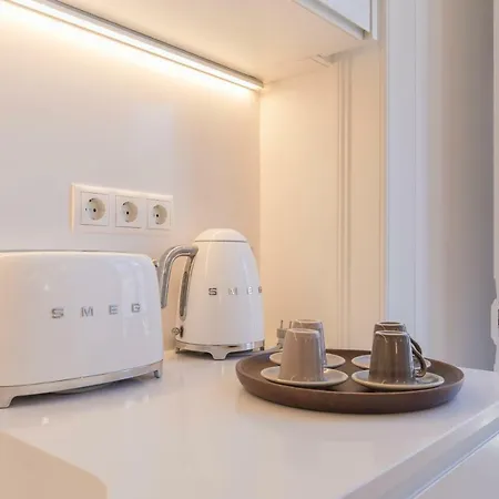 Charming 2 Bedroom In Baixa Chiado Apartmán Lisboa