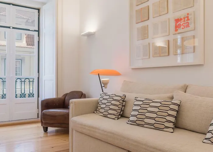 Charming 2 Bedroom In Baixa Chiado